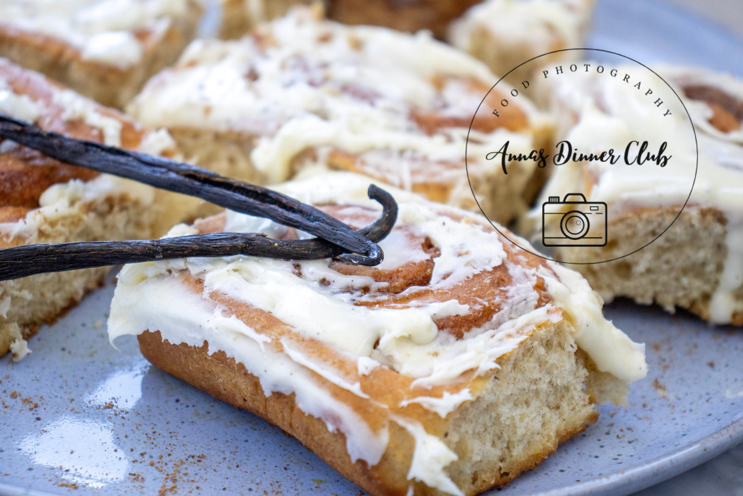 Vanilla Cinnamon rolls semi exclusive set 6