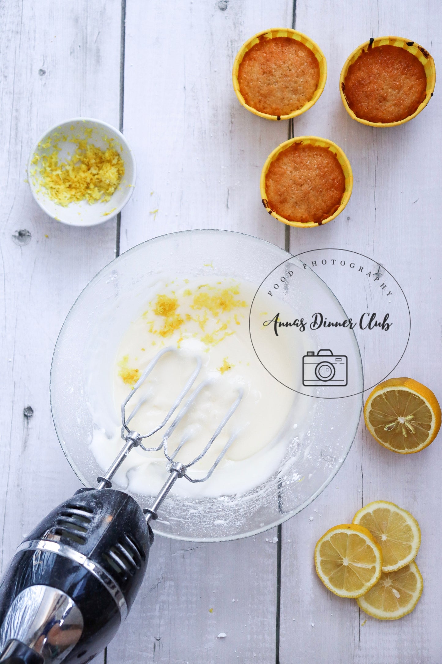 Lemon Cupcakes with a twist semi exclusive set 1