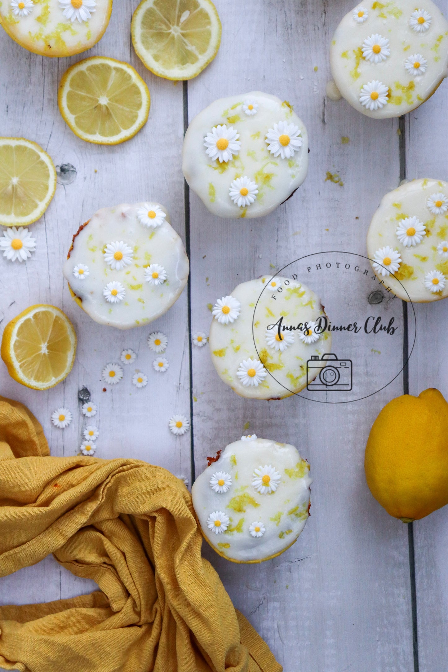 Lemon Cupcakes with a twist semi exclusive set 1