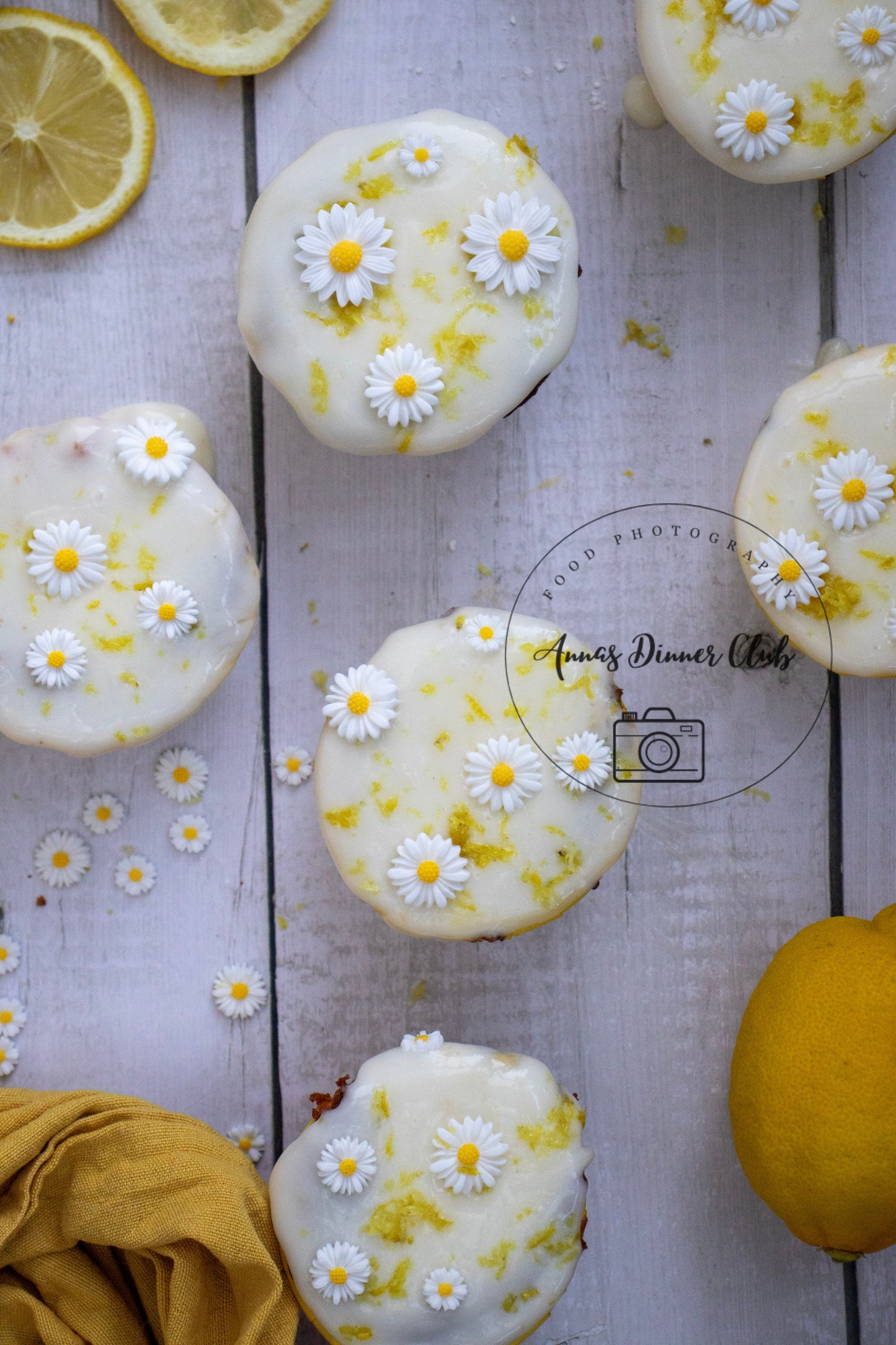 Lemon Cupcakes with a twist semi exclusive set 1
