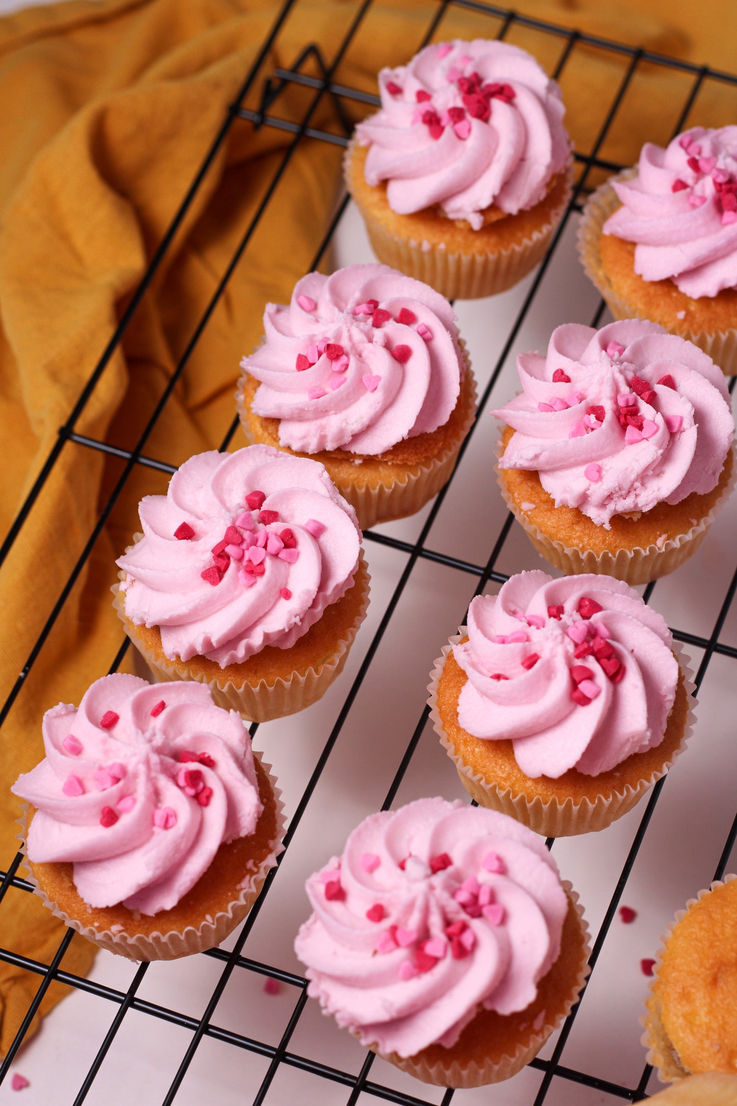 Pink Cupcakes semi exclusive set 4