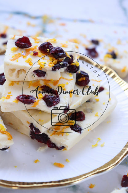 White chocolate cranberry bark  - semi exclusive set 1