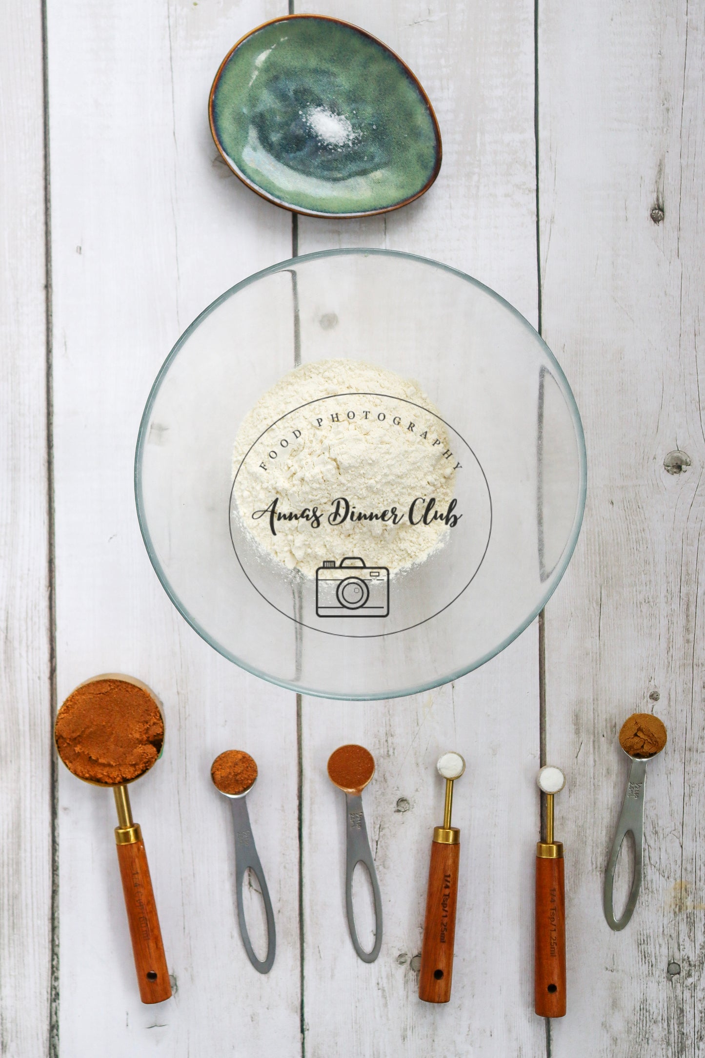 Fast and festive grinch donuts  - exclusive set