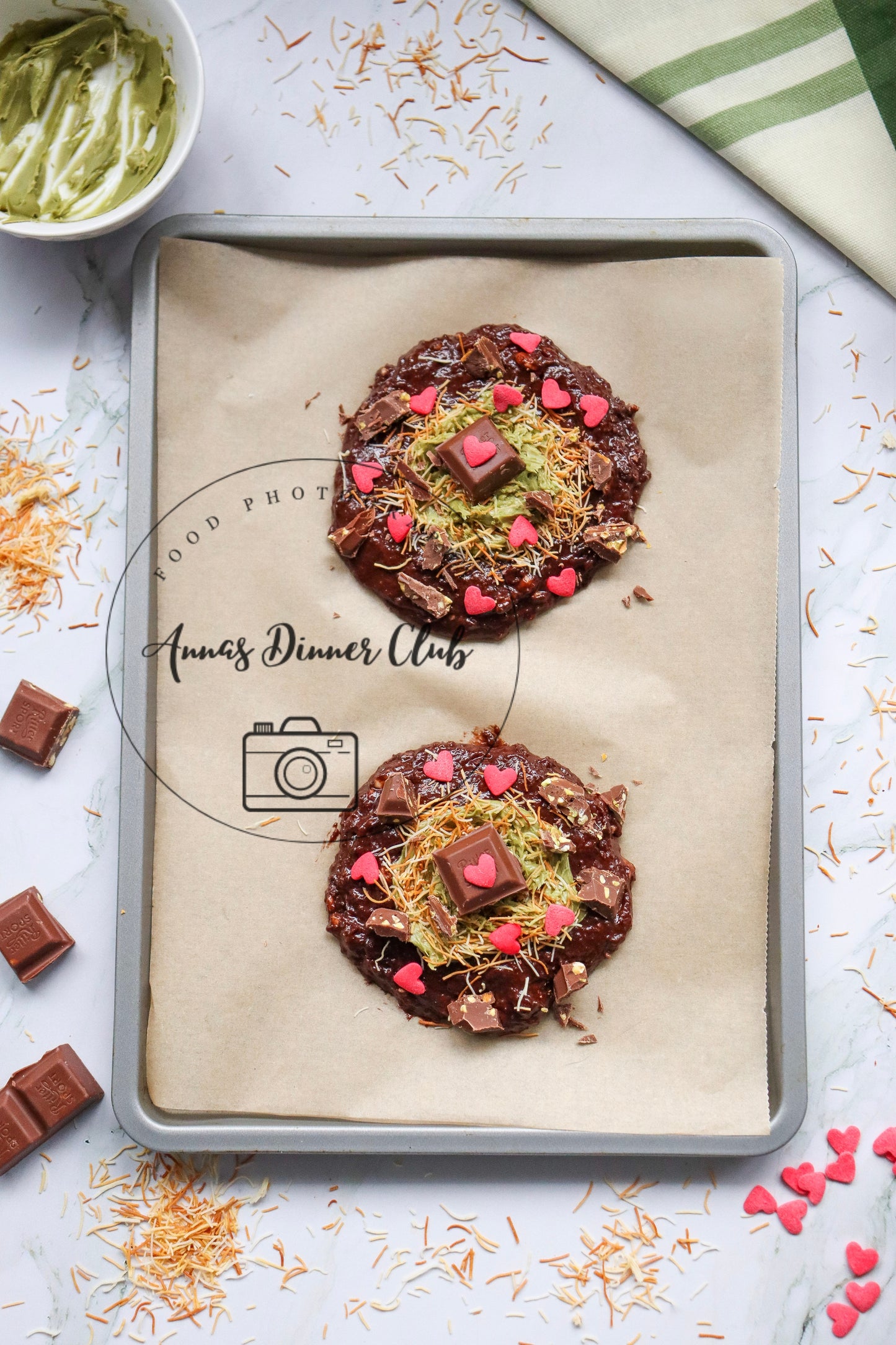 Valentine Dubai chocolate cookies for two  - PLR set