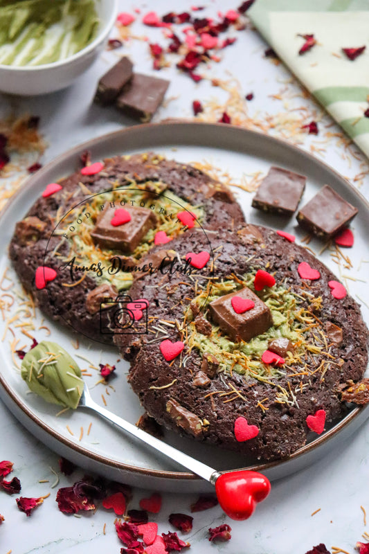 Valentine Dubai chocolate cookies for two  - PLR set