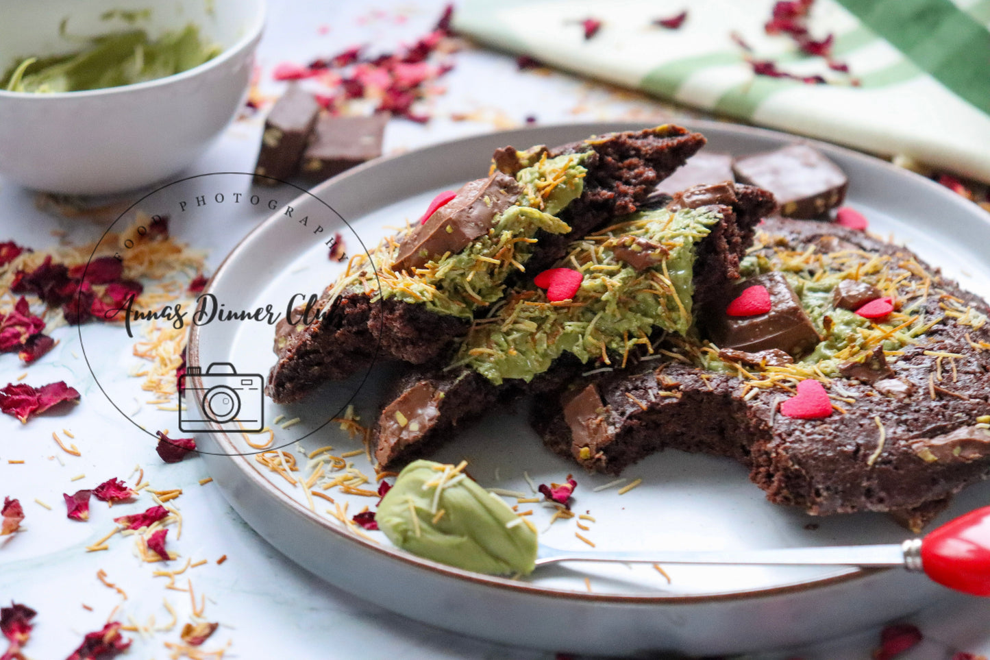 Valentine Dubai chocolate cookies for two  - PLR set