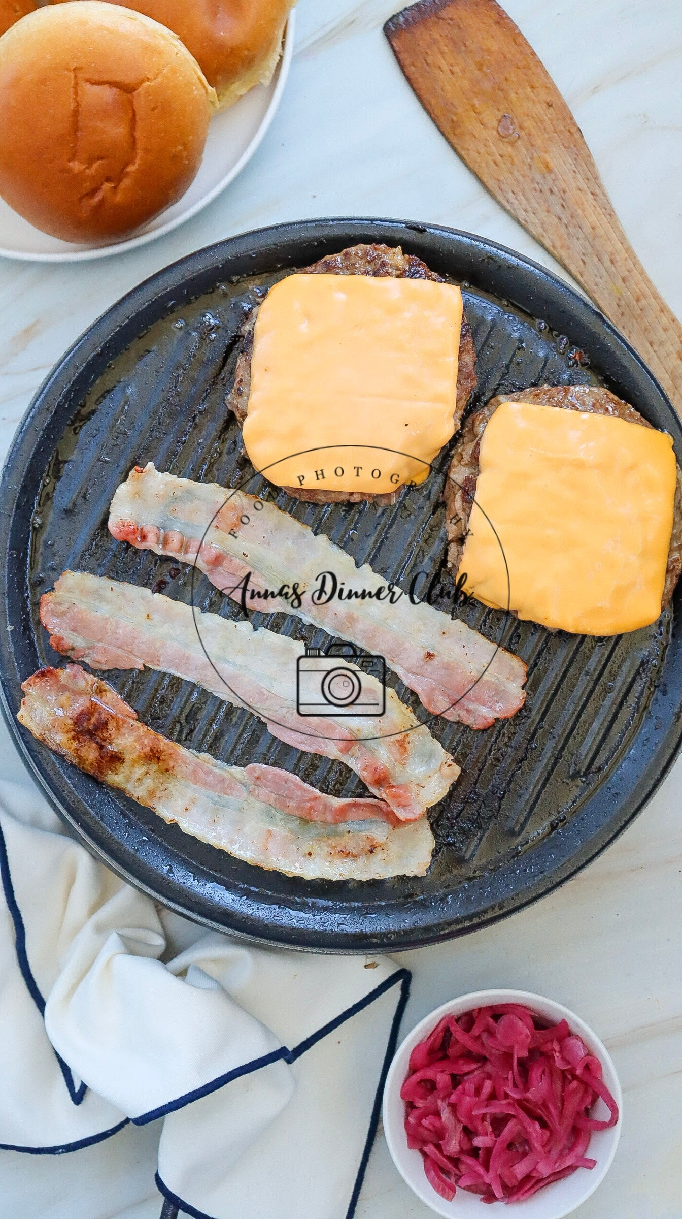Cheeseburger with grilled bacon semi exclusive set 2
