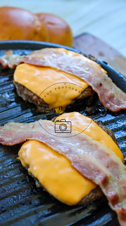 Cheeseburger with grilled bacon semi exclusive set 2