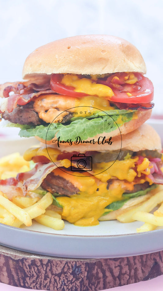 Cheeseburger with grilled bacon semi exclusive set 2