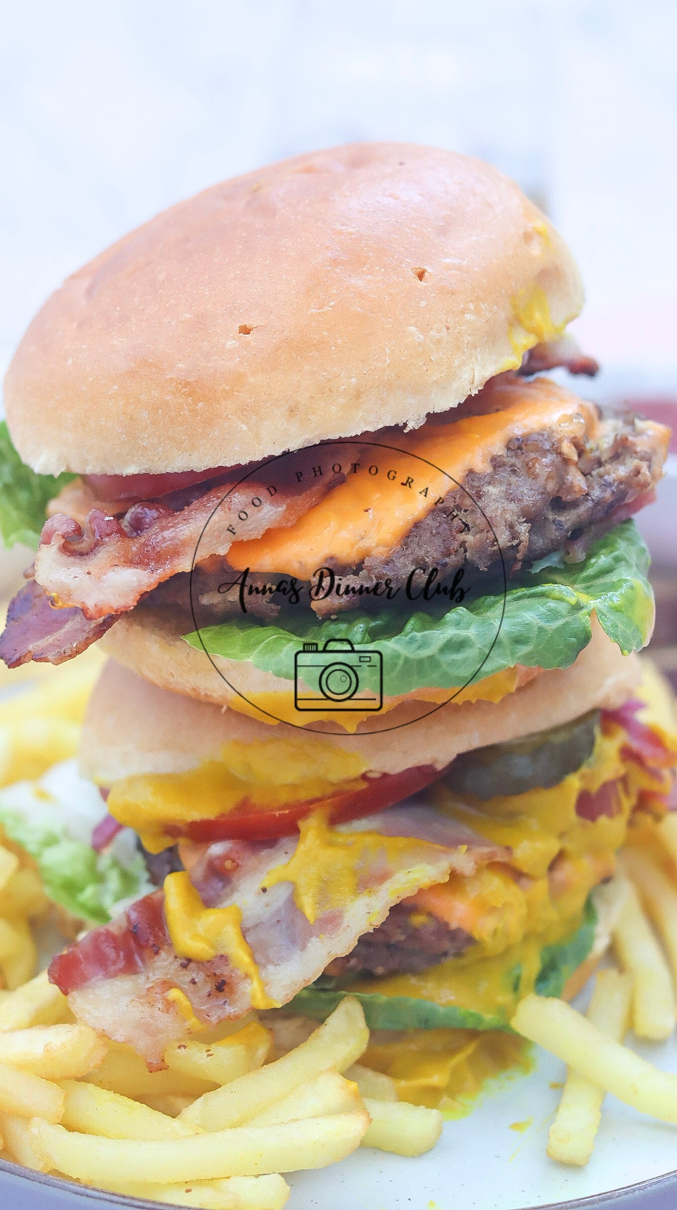 Cheeseburger with grilled bacon semi exclusive set 2