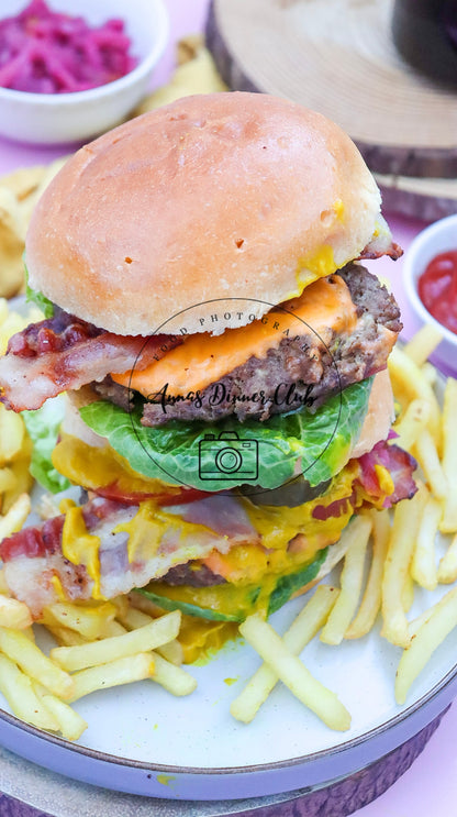 Cheeseburger with grilled bacon semi exclusive set 2