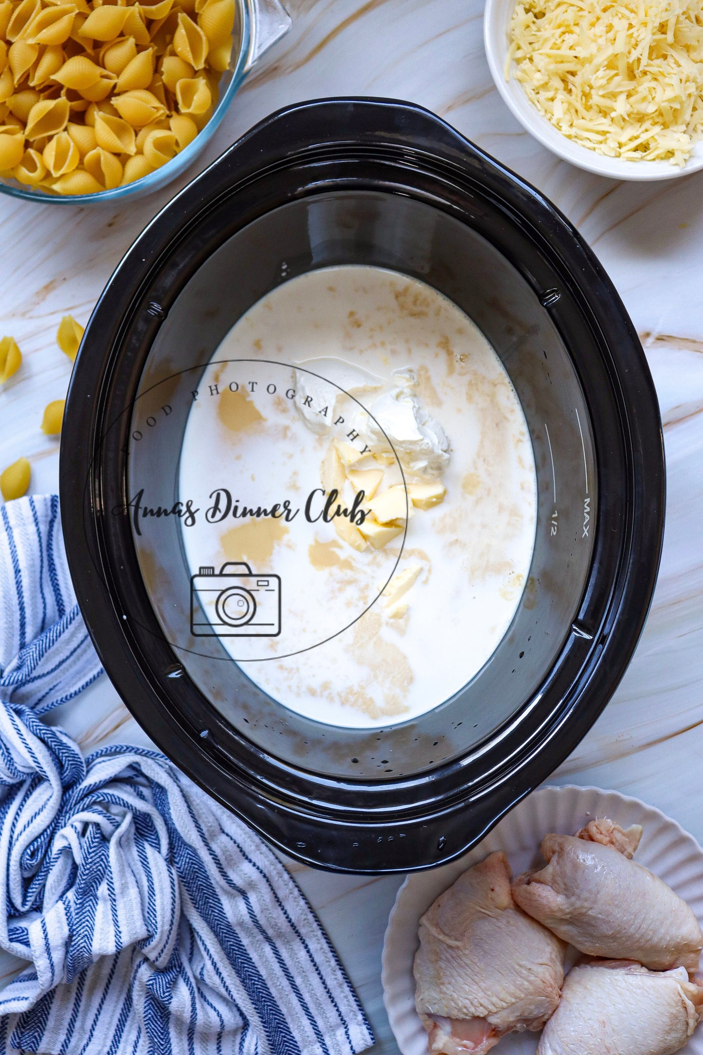Slow Cooker Marry-Me Mac and Chicken Thighs semi exclusive set 2