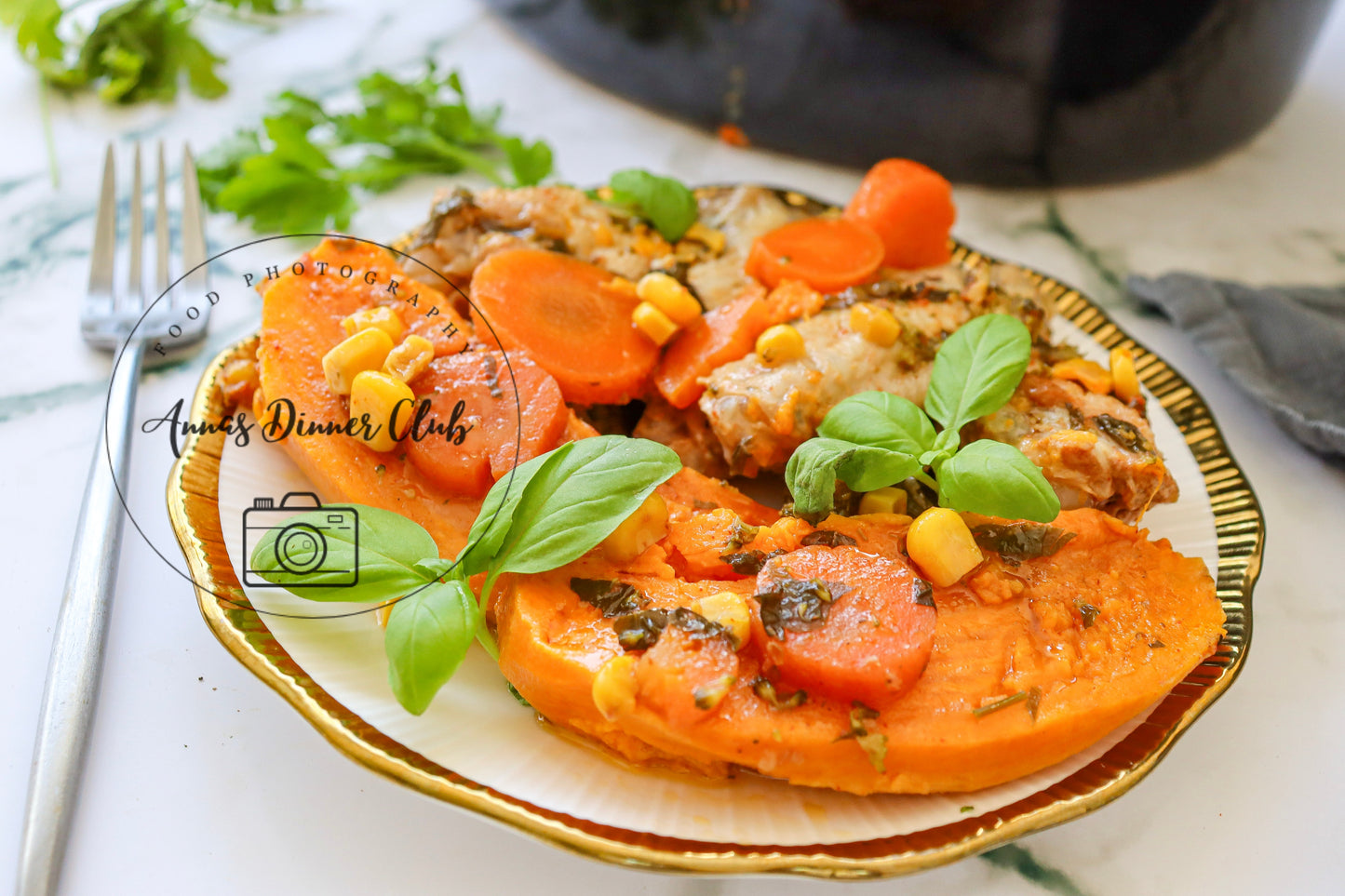 Slow Cooker Honey Garlic Chicken and Veggies - exclusive set
