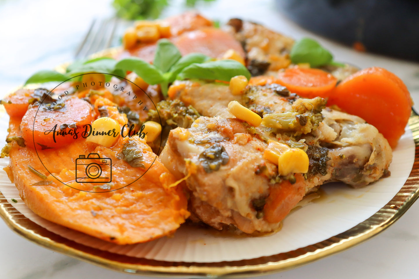 Slow Cooker Honey Garlic Chicken and Veggies - exclusive set