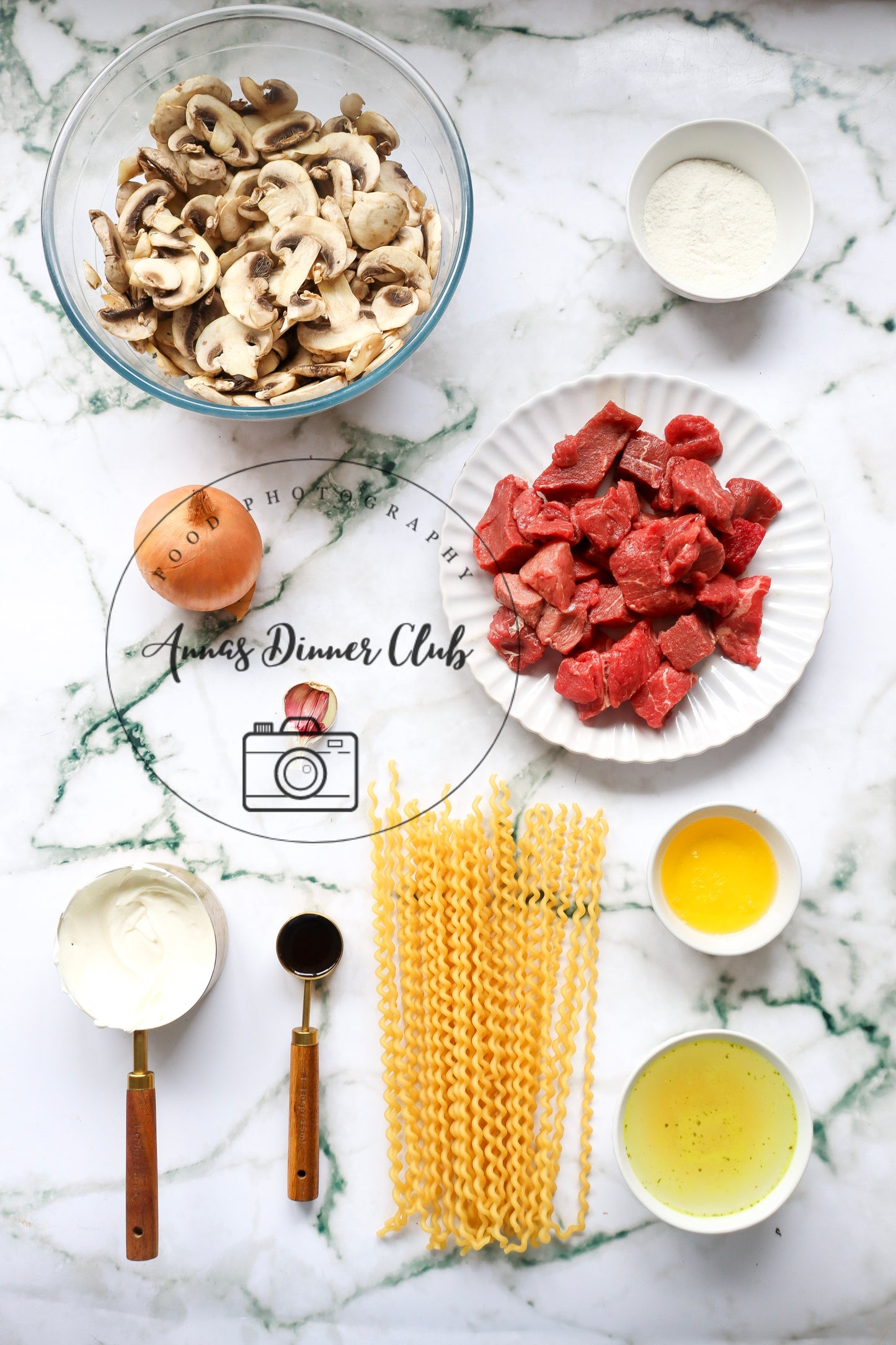 Slow cooker Beef Stroganoff  - exclusive set