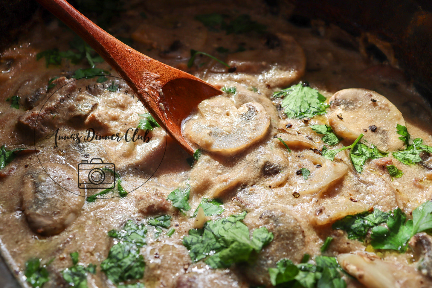 Slow cooker Beef Stroganoff  - exclusive set