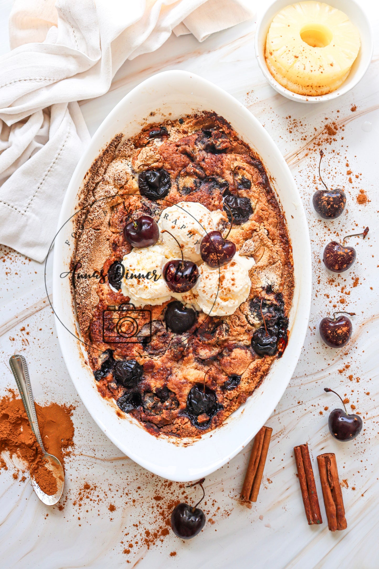 Pineapple and cherry dump cake - exclusive set