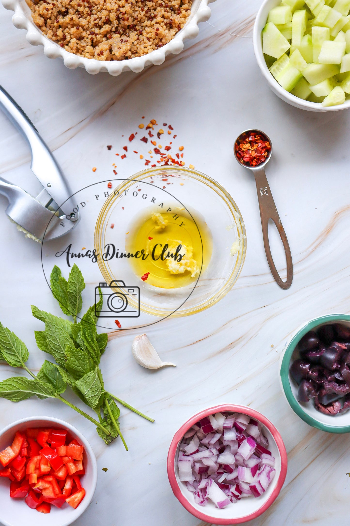 Mediterranean quinoa salad- exclusive set