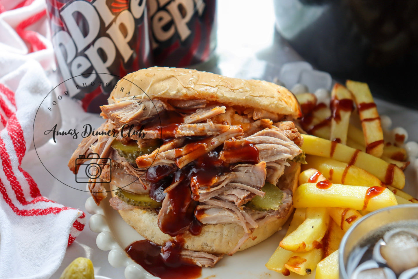 Dr Pepper Pulled Pork Burgers (Slow Cooker)- exclusive set