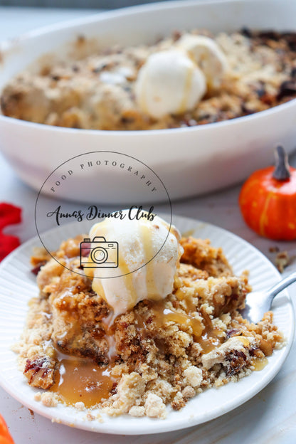 Pumpkin Cheesecake dump cake - exclusive set