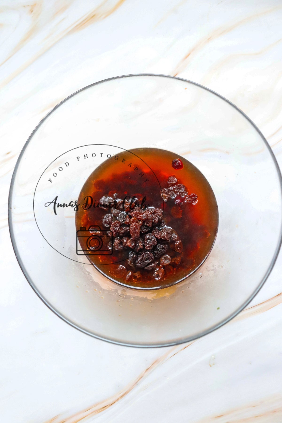 Christmas pudding with saffron sauce  - exclusive set