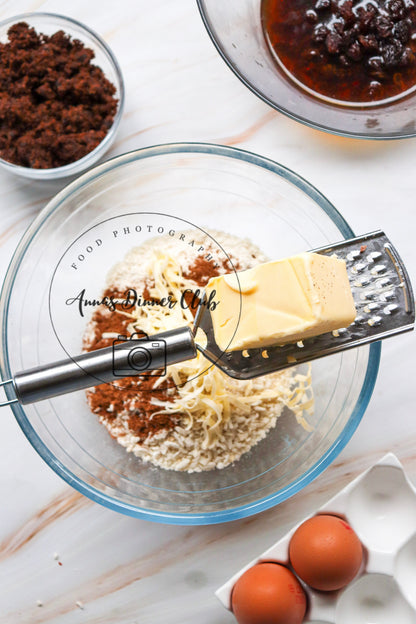 Christmas pudding with saffron sauce  - exclusive set