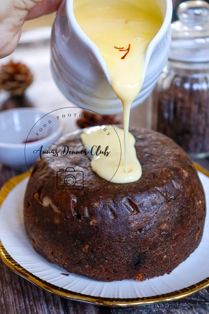 Christmas pudding with saffron sauce  - exclusive set