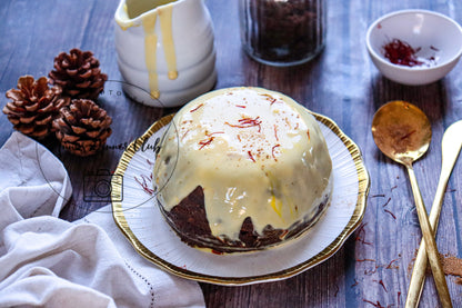 Christmas pudding with saffron sauce  - exclusive set