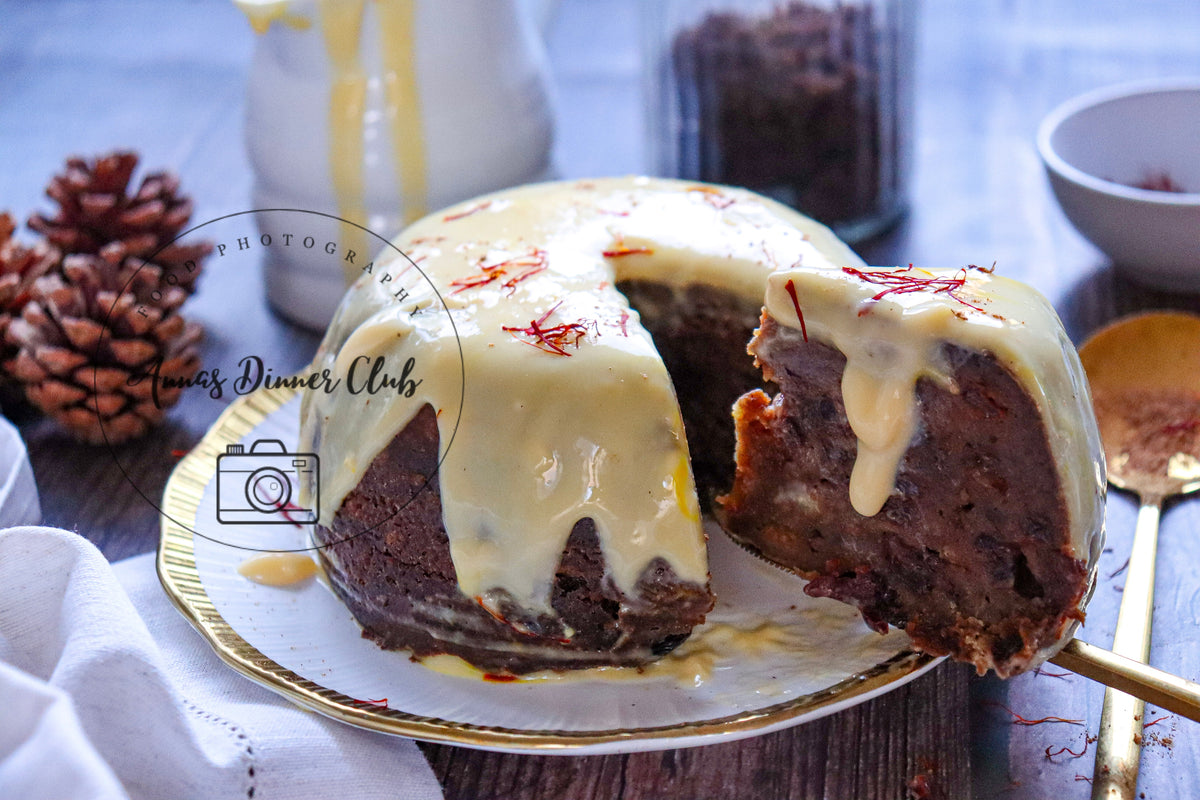 Christmas pudding with saffron sauce  - exclusive set