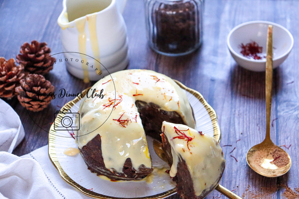 Christmas pudding with saffron sauce  - exclusive set