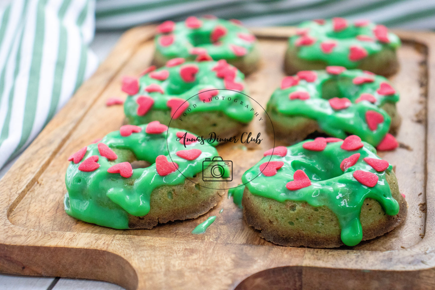 Fast and festive grinch donuts  - exclusive set