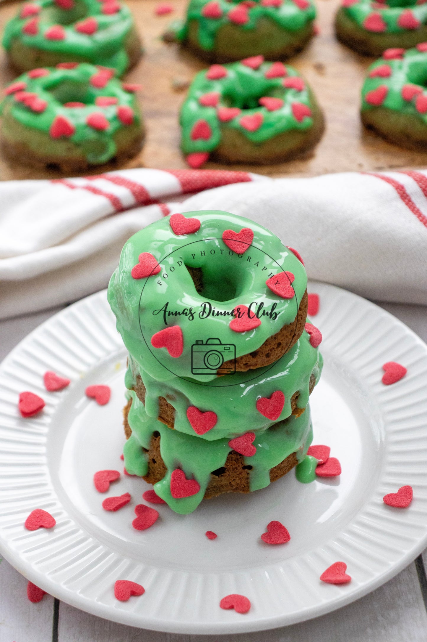 Fast and festive grinch donuts  - exclusive set