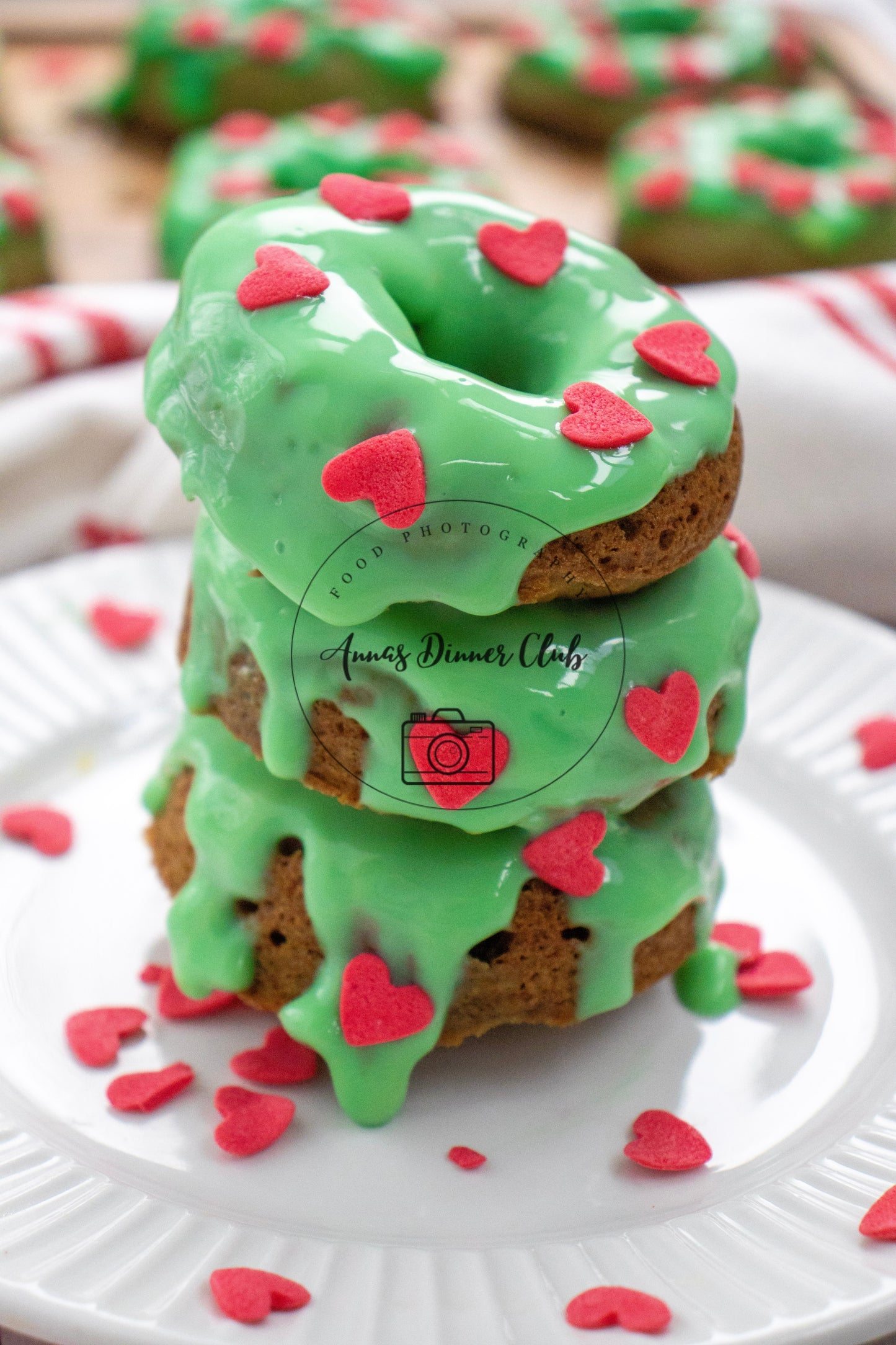 Fast and festive grinch donuts  - exclusive set