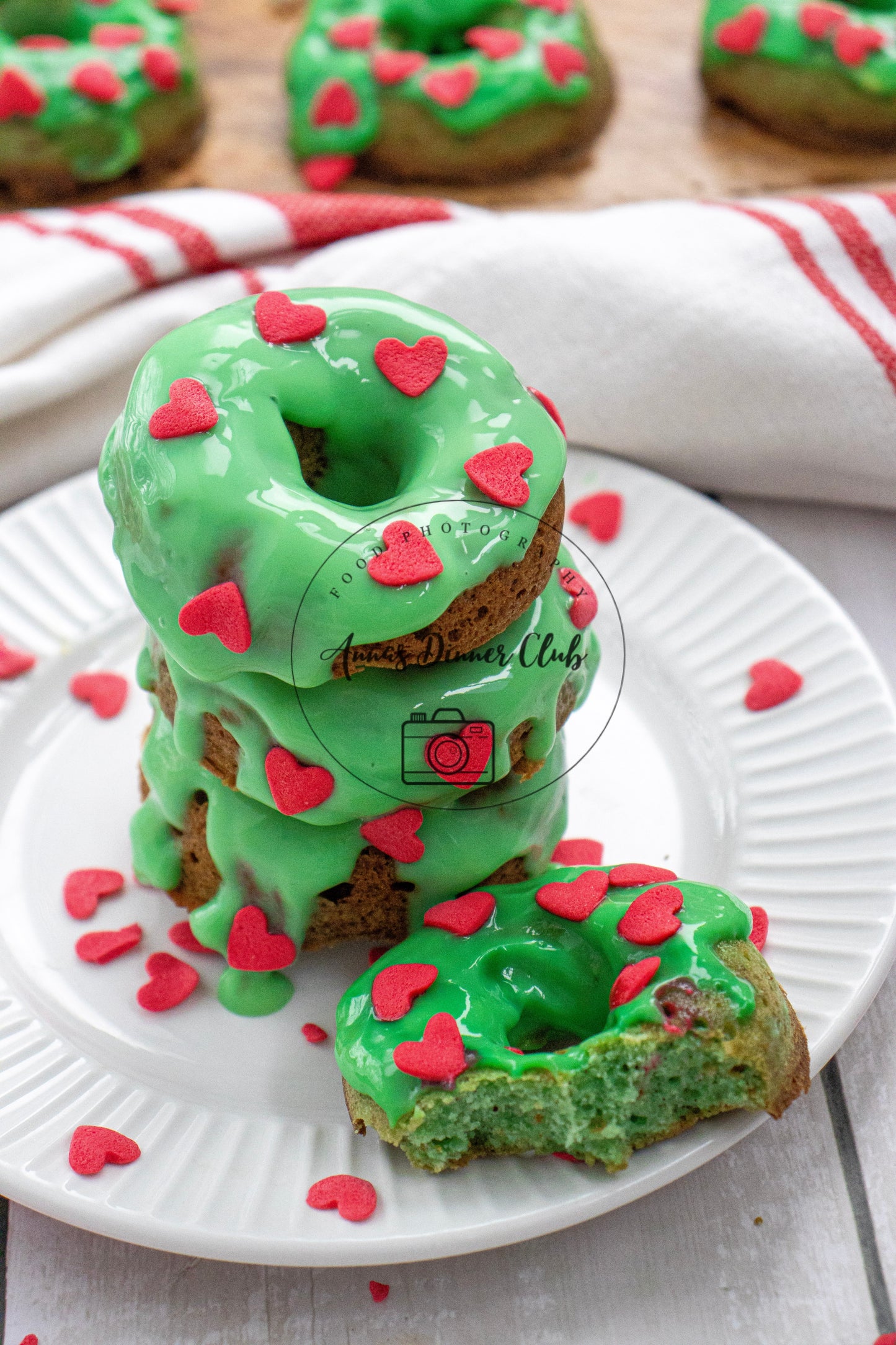 Fast and festive grinch donuts  - exclusive set