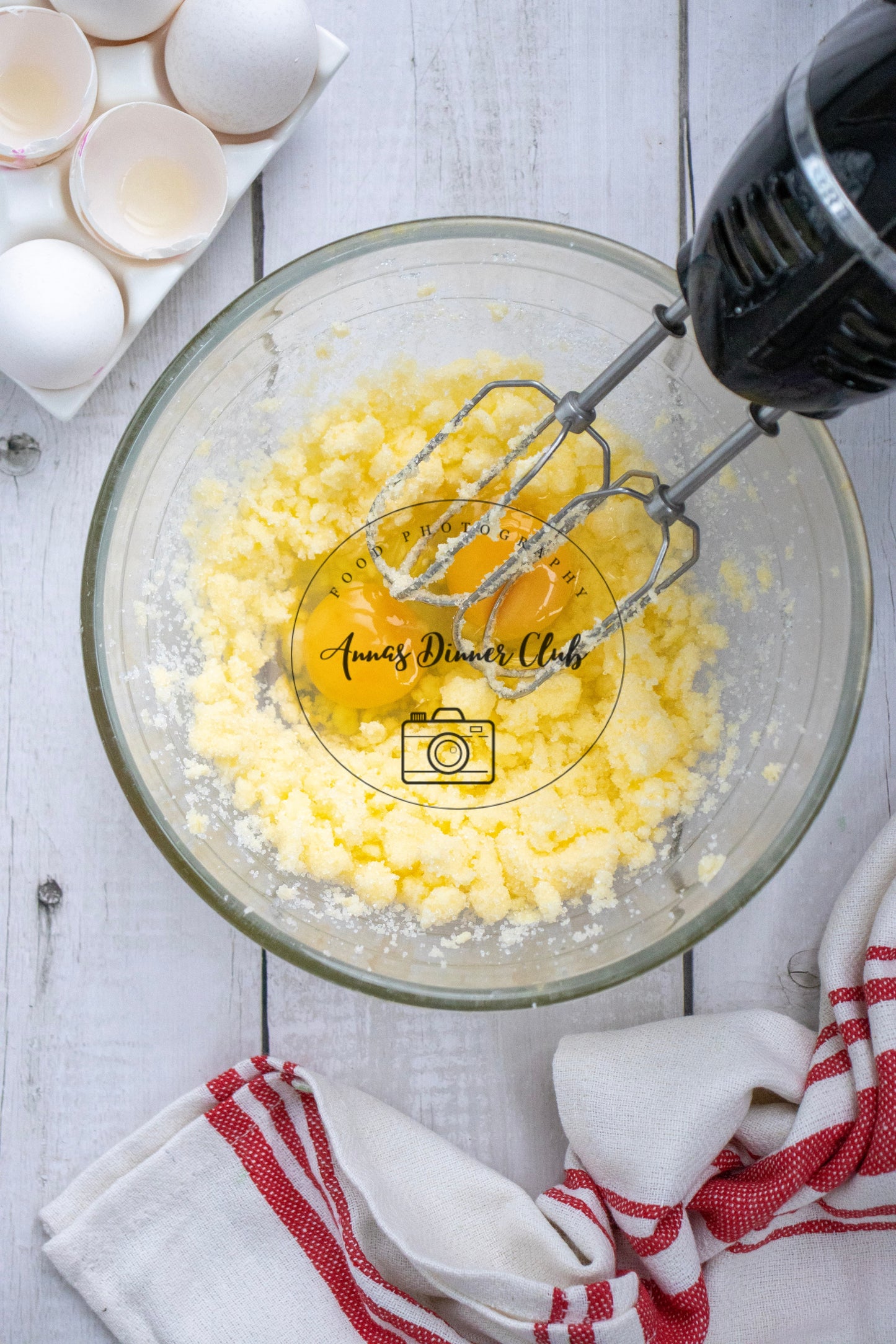 Grinch Bundt Cake - exclusive set