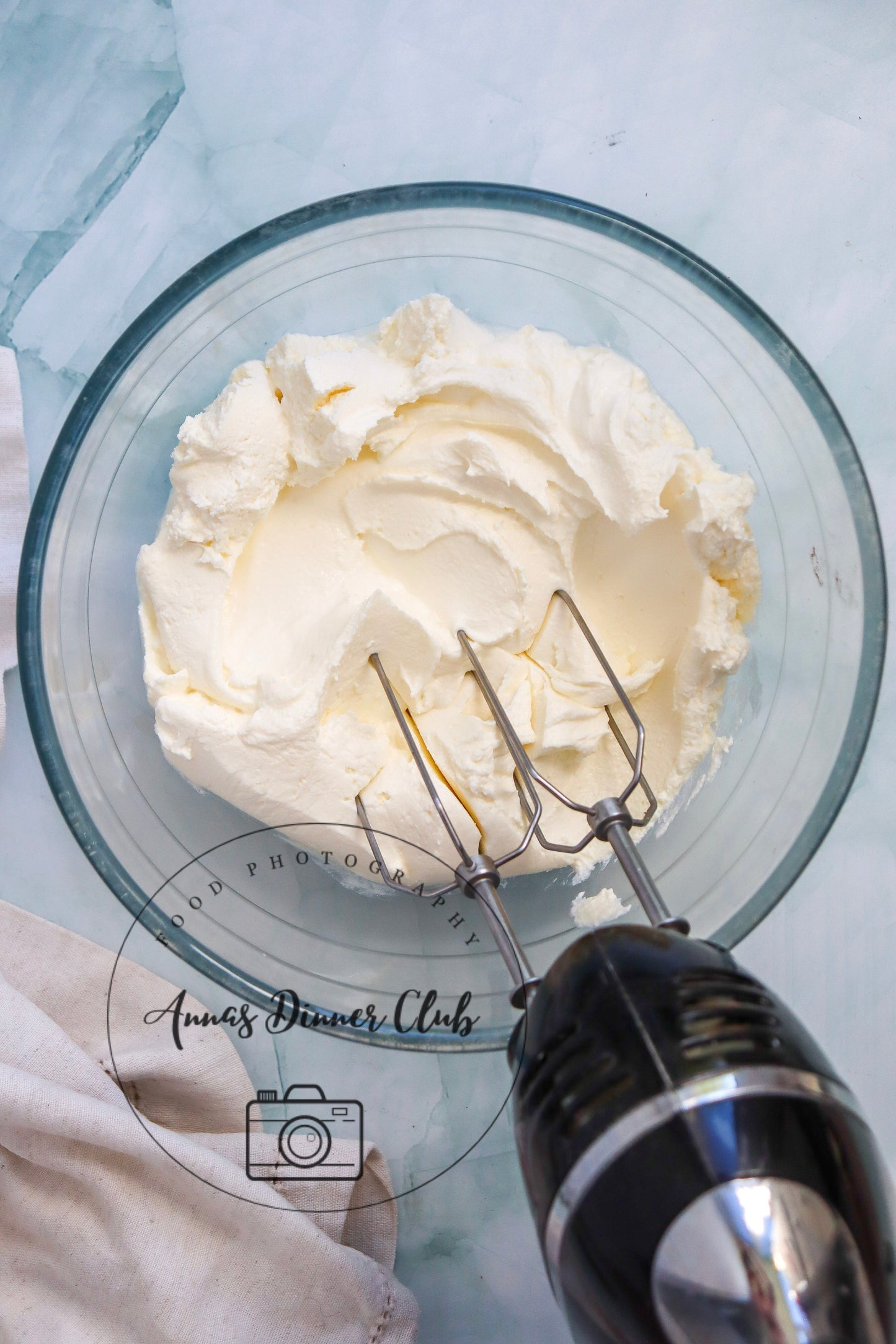 Peppermint Cheesecake with chocolate drizzle - exclusive set