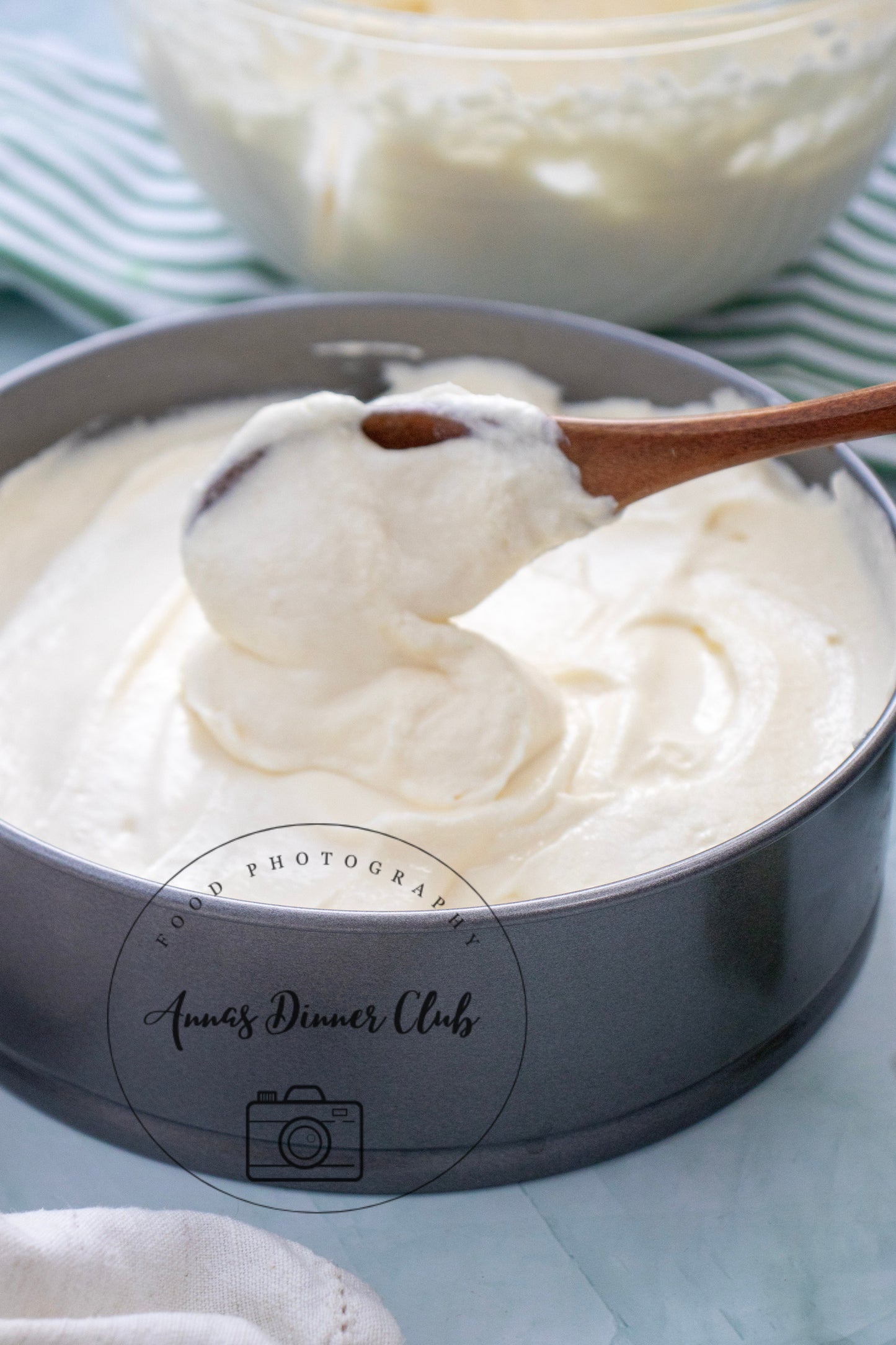 Peppermint Cheesecake with chocolate drizzle - exclusive set