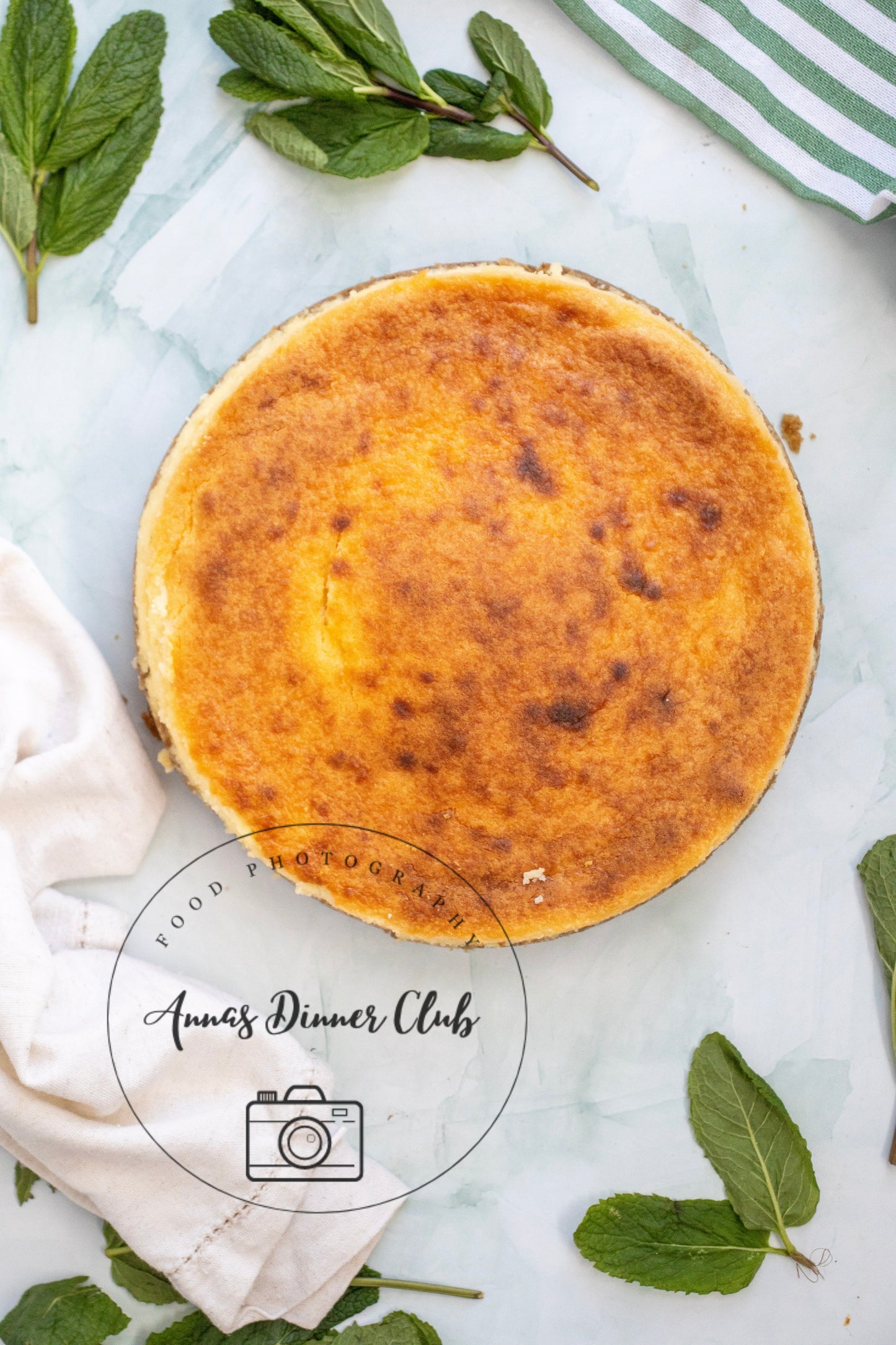 Peppermint Cheesecake with chocolate drizzle - exclusive set