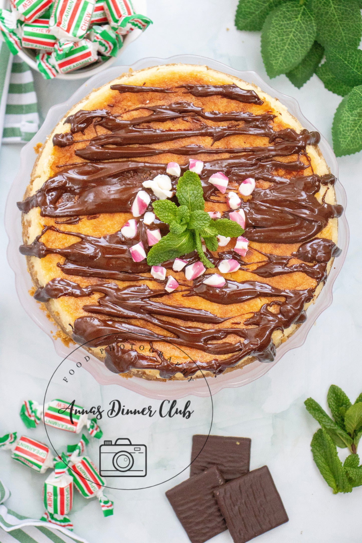 Peppermint Cheesecake with chocolate drizzle - exclusive set