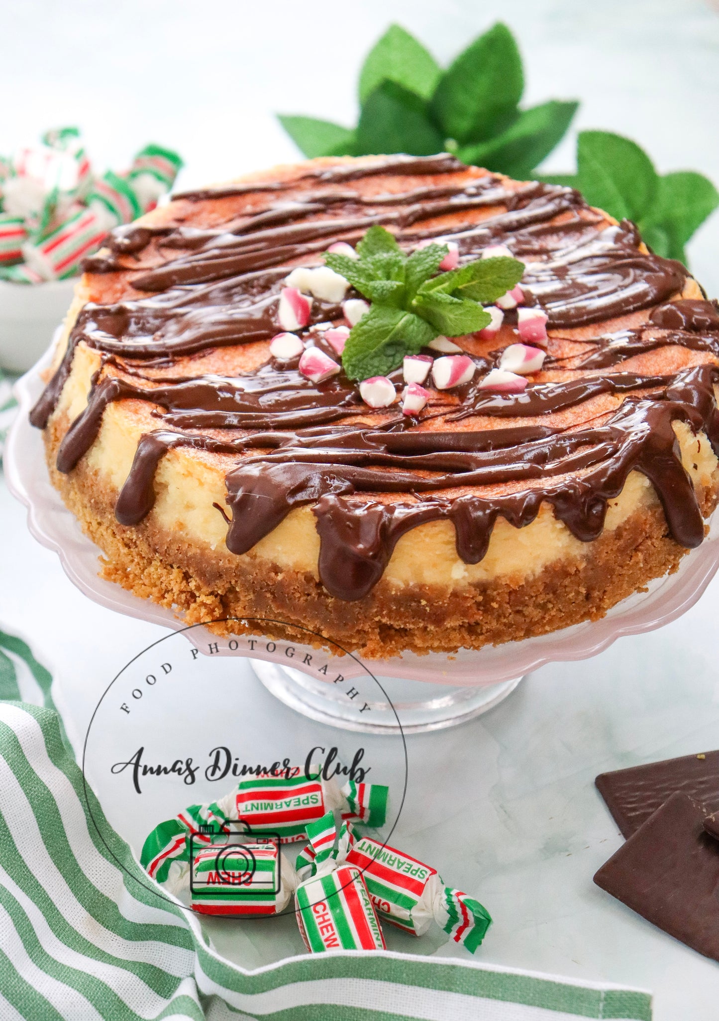 Peppermint Cheesecake with chocolate drizzle - exclusive set