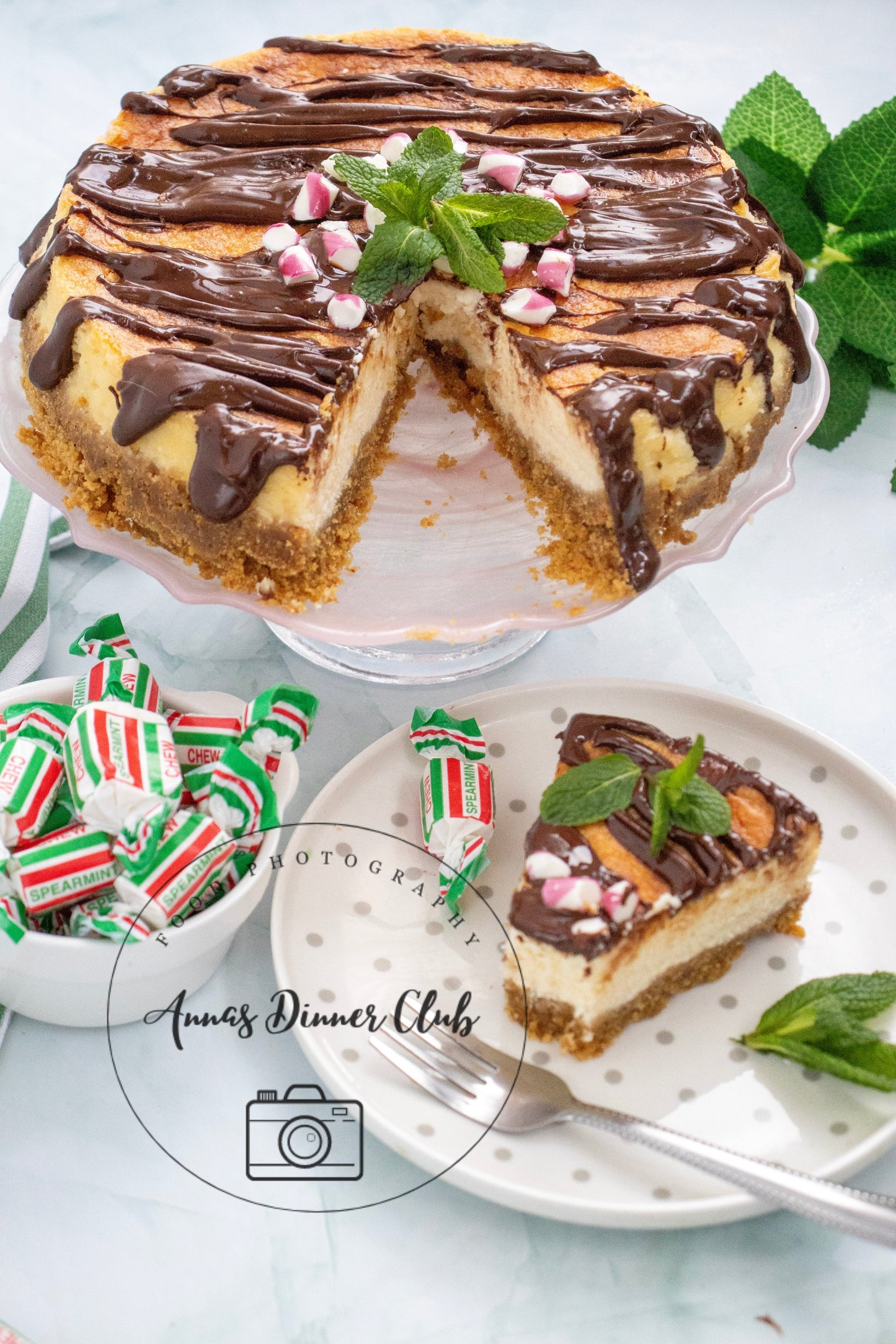Peppermint Cheesecake with chocolate drizzle - exclusive set