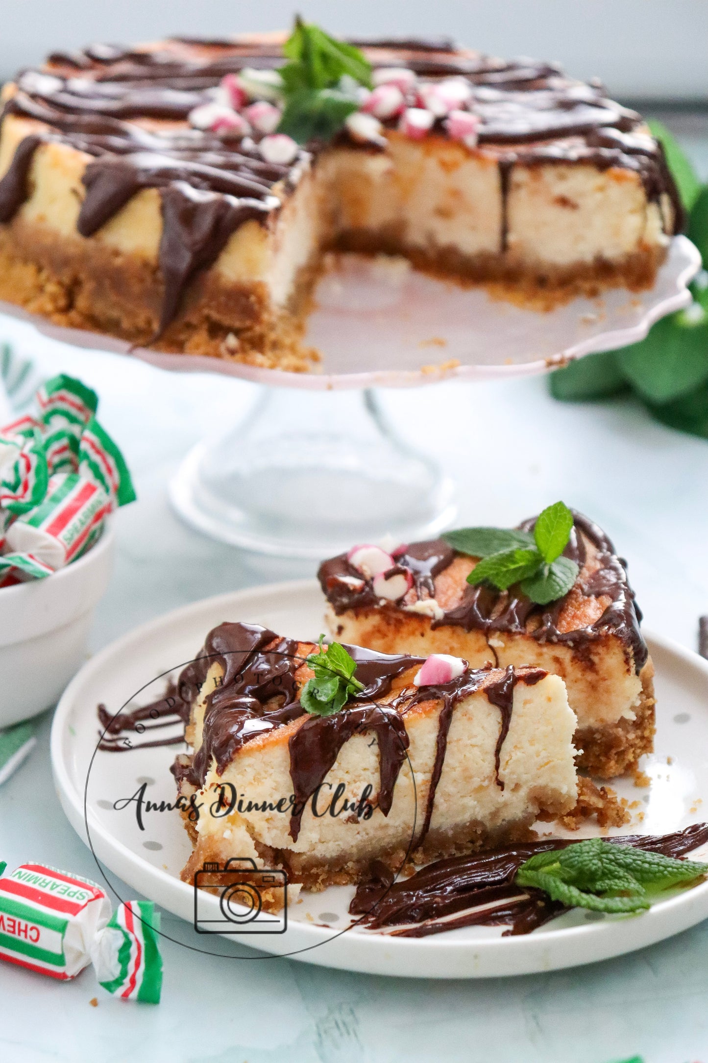 Peppermint Cheesecake with chocolate drizzle - exclusive set