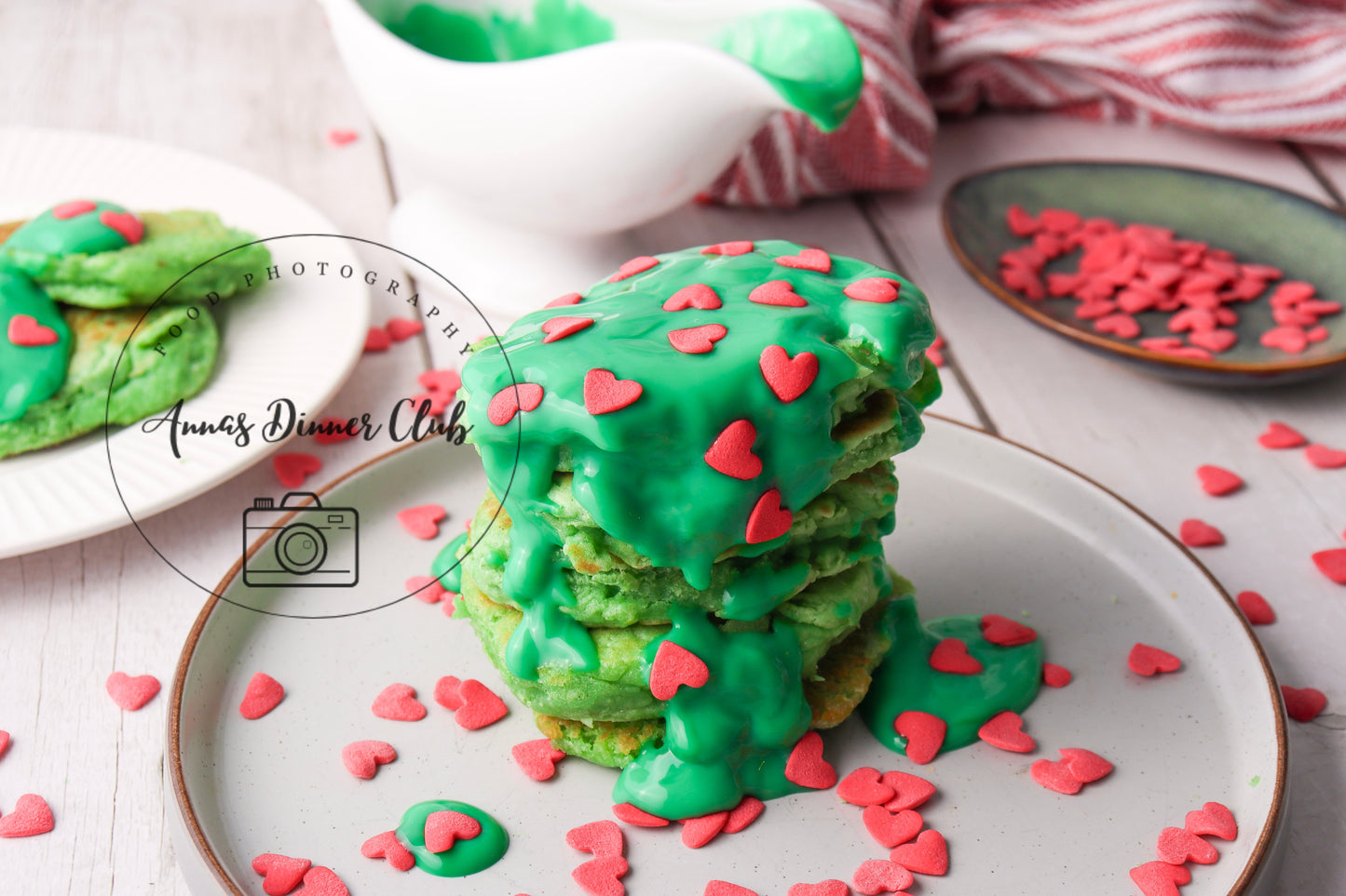 Grinch soufflé pancakes  - exclusive set