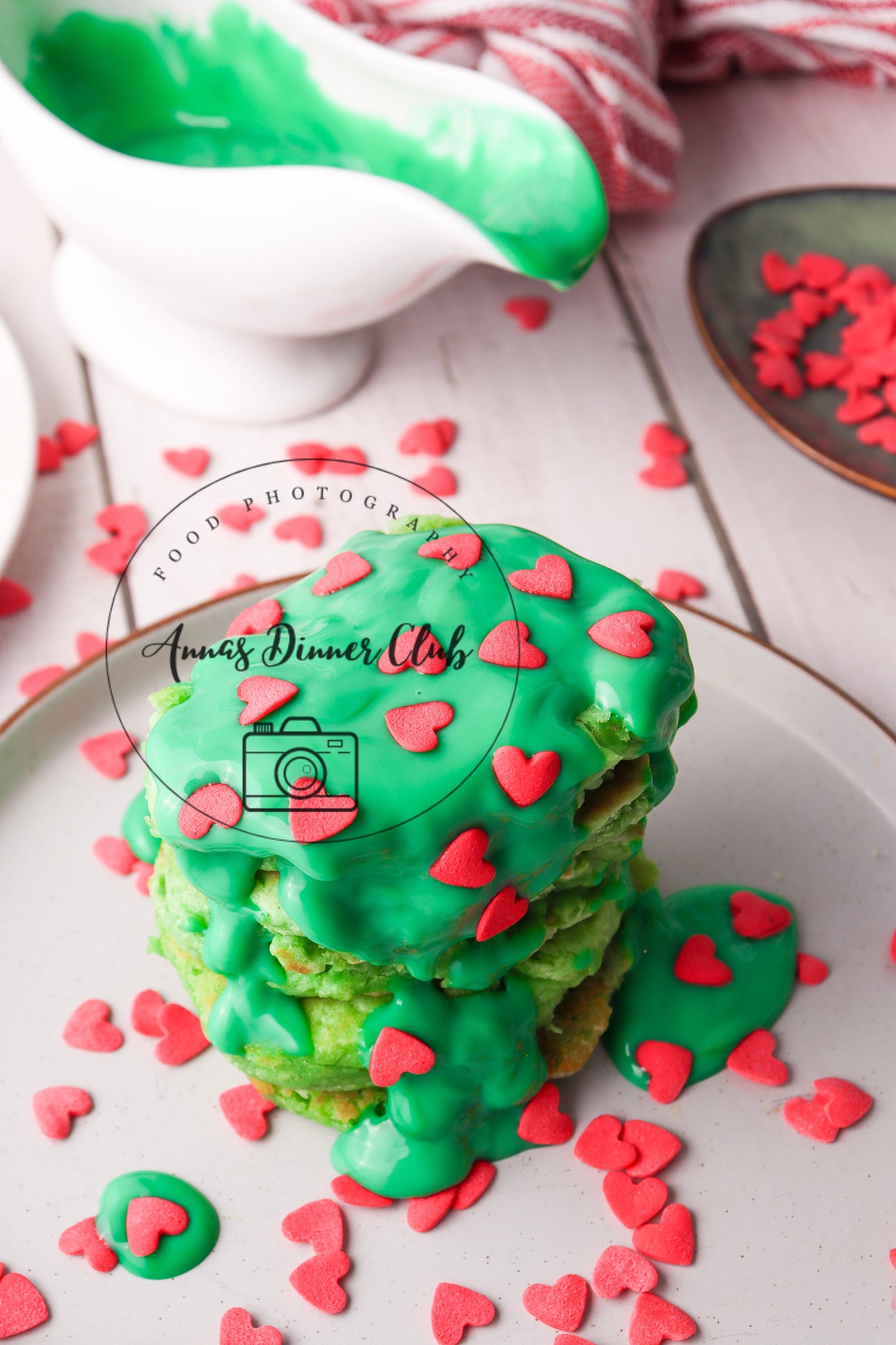 Grinch soufflé pancakes  - exclusive set