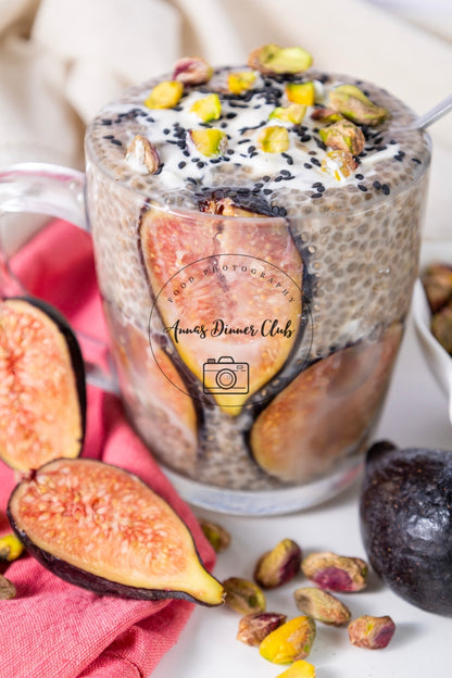 Chia pudding with figs PLR set