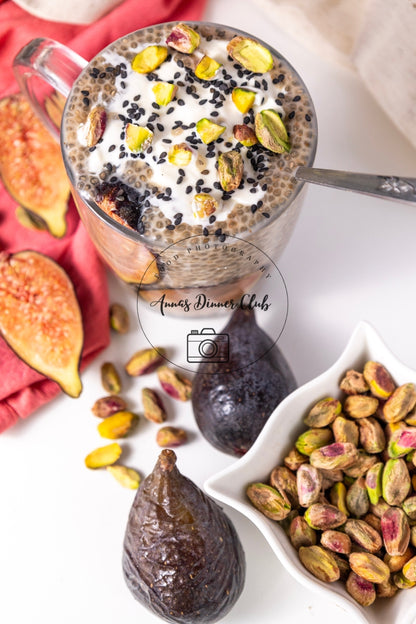 Chia pudding with figs PLR set