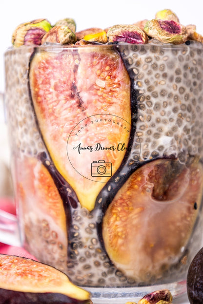 Chia pudding with figs PLR set