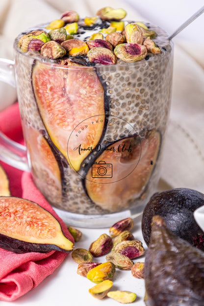 Chia pudding with figs PLR set