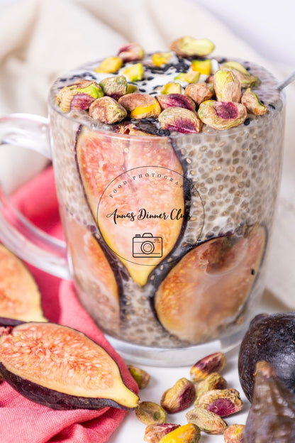 Chia pudding with figs PLR set