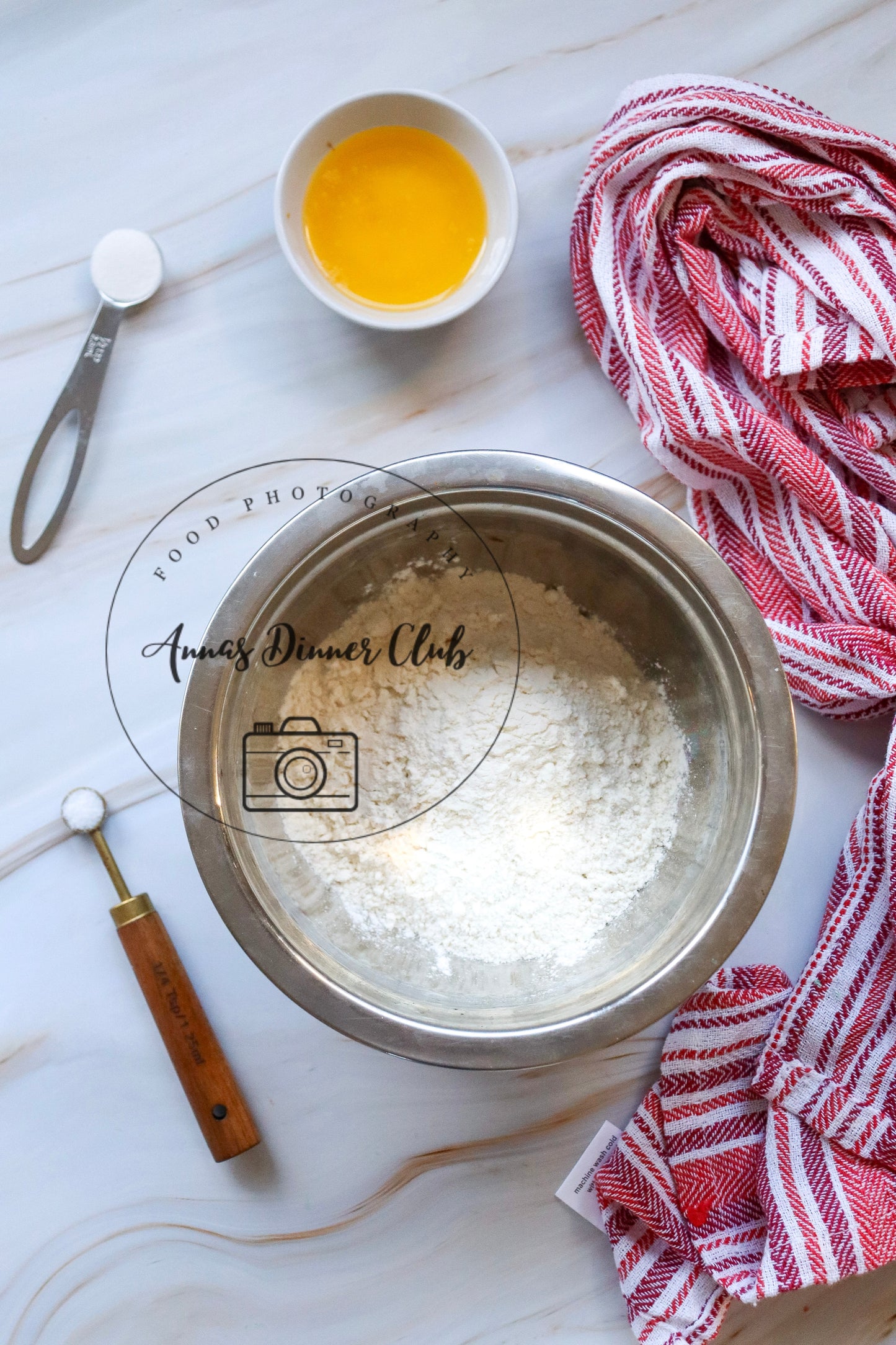 Valentine cinnamon rolls for two   - PLR set